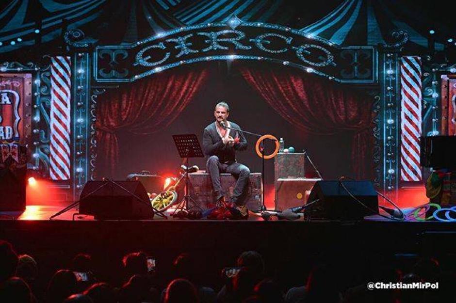 Anuncian que el cantautor Ricardo Arjona se presentar&aacute; en Guatemala con su gira Circo Soledad. (Foto: Facebook/Ricardo Arjona)