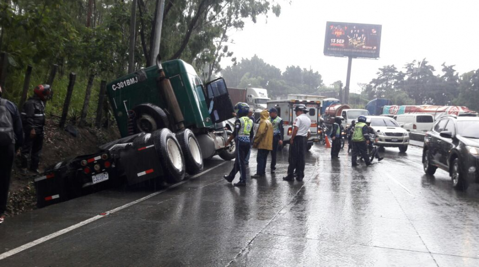 Un motorista perdi&oacute; la vida en el lugar. (Foto: Dalia Santos/PMT)