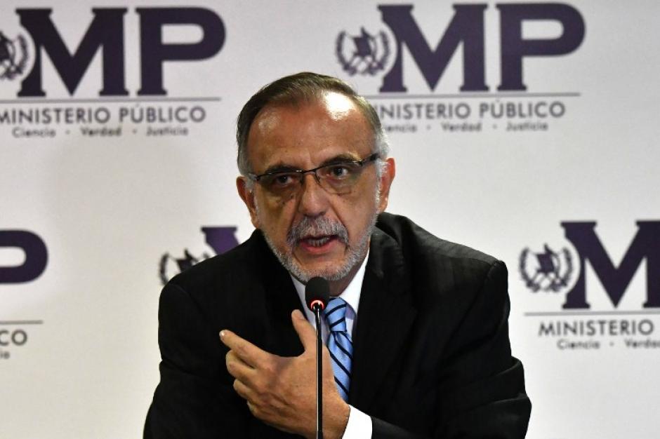 Iv&aacute;n Vel&aacute;squez anunci&oacute; el antejuicio contra Jimmy Morales este viernes. (Foto: AFP)