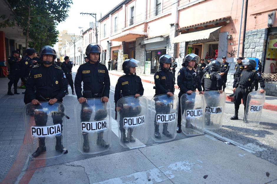 Los descansos y vacaciones de los agentes de las FEP fueron suspendidas. (Foto: Archivo/Soy502)