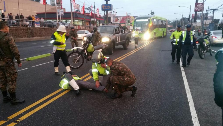 Un accidente se report&oacute; en la Aguilar Batres. (Foto: Dalia Santos/PMT)