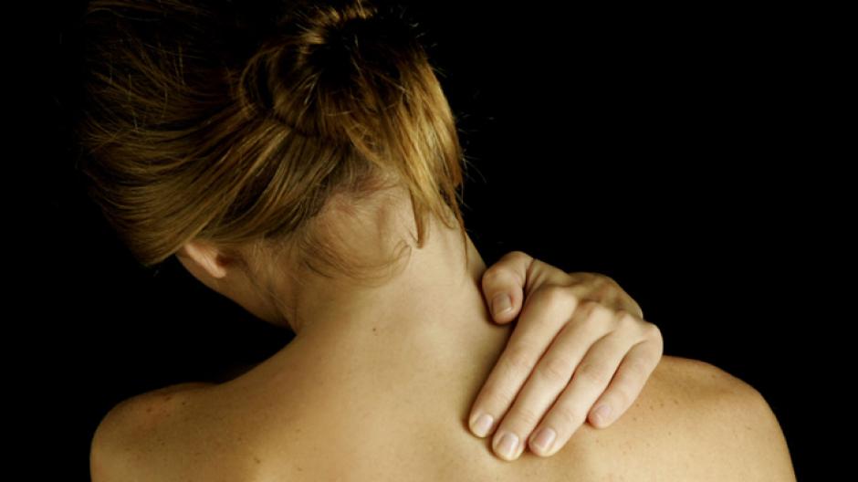 Estos nueve consejos pueden ayudarte con los dolores de espalda. (Foto: Emol)