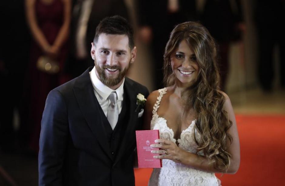 Con las manos entrelazadas, Antonella publicó foto de los sus anillos de boda. (Foto: Archivo)