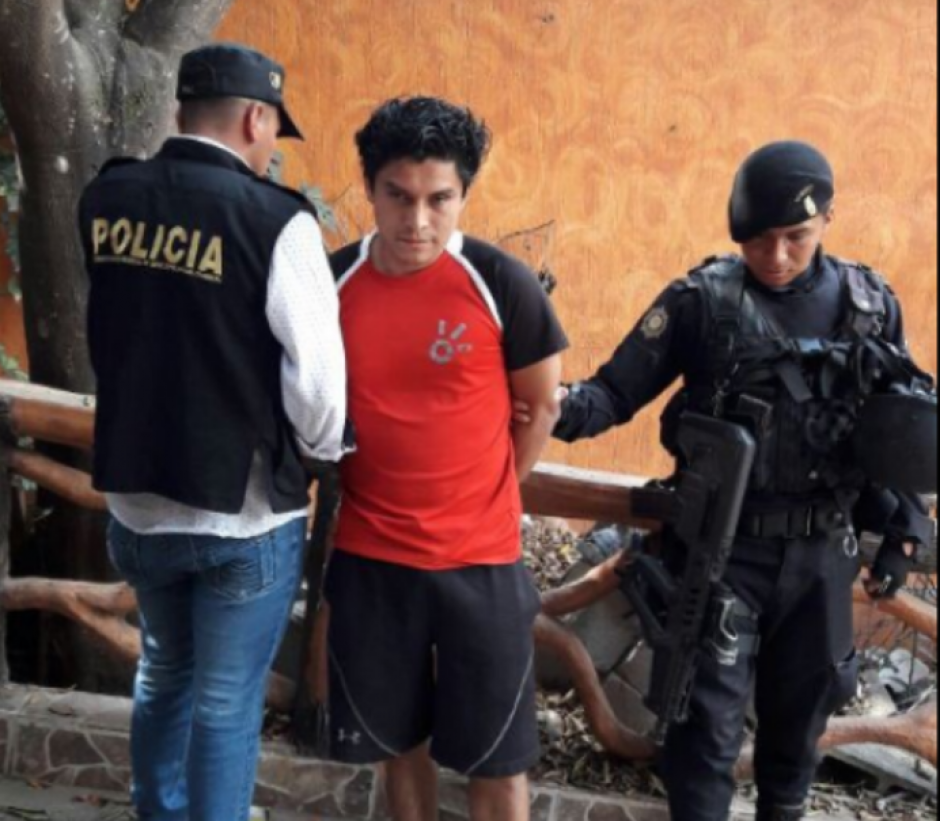 La Fiscal&iacute;a comprob&oacute; que el guatemalteco exig&iacute;a fotograf&iacute;as y videos &iacute;ntimos a dos menores de Per&uacute; y Chile. (Foto: PNC)