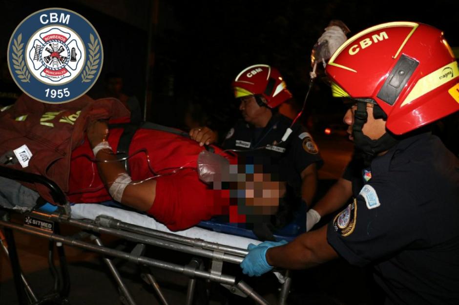 Un hombre de 30 años resultó herido durante ataque armado en la zona 12 en el ingreso a la USAC. (Foto: Bomberos Municipales)