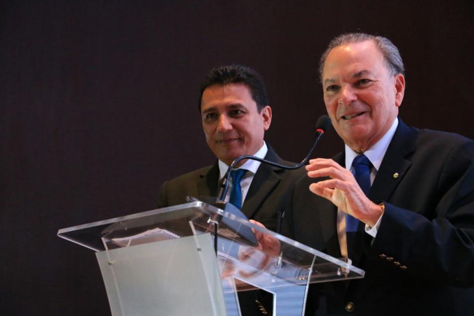 El empresario expuso su caso de éxito en Guatemala a varios involucrados en turismo del país. (Foto: Inguat)