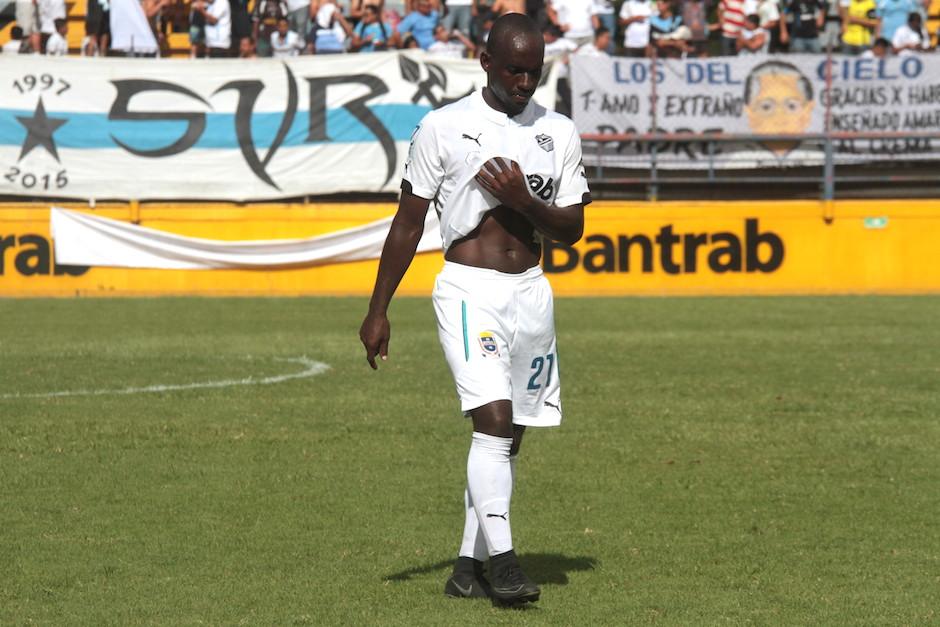 Los nuevos jugadores de Comunicaciones empiezan a acoplarse al equipo. (Foto: Luis Barrios/Soy502) 