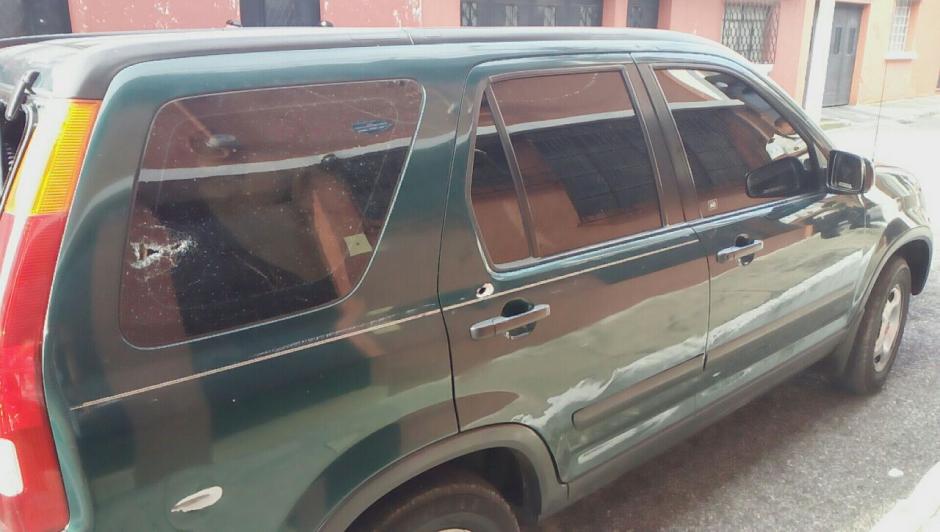 En este veh&iacute;culo se transportaban los cuatro hombres. (Foto: PNC)