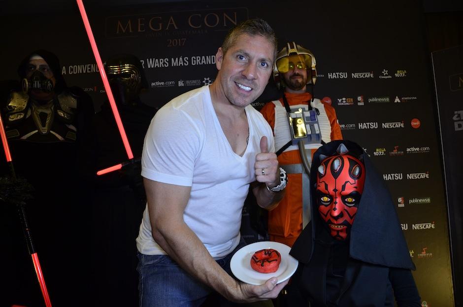 Ray Park, actor que da vida a "Darth Maul" en Star Wars est&aacute; en Guatemala. (Foto: Selene Mej&iacute;a/Soy502)