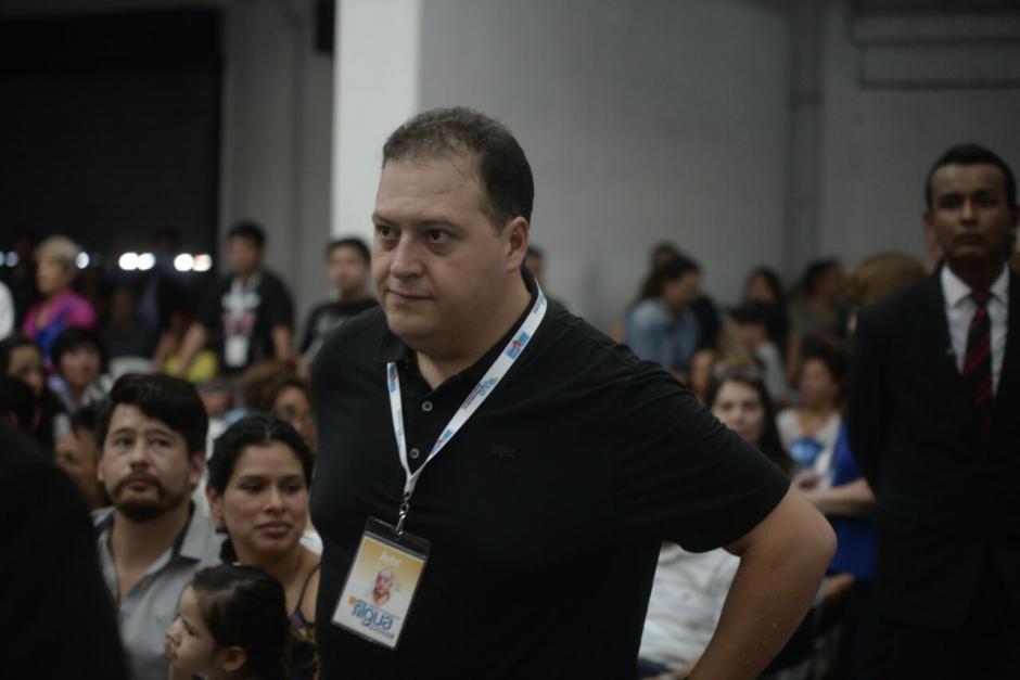 El hijo de Pablo Escobar Gaviria present&oacute; un libro en Guatemala. (Foto: Wilder L&oacute;pez/Soy502)&nbsp;