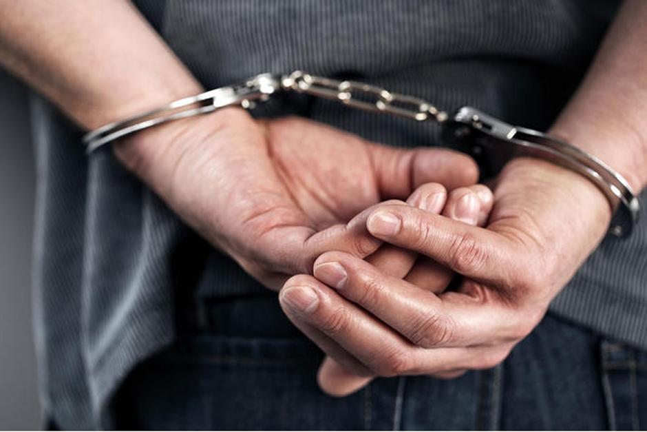 Las autoridades ejecutan 25 allanamientos para arrestar a 20 personas. (Foto: con fines ilustrativos)