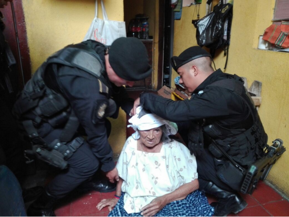 Los agentes atendieron una emergencia. (Foto: PNC)