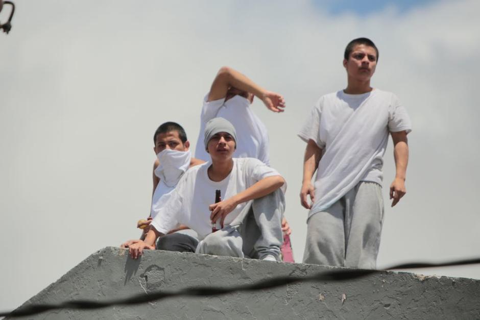 Una riña desató el caos nuevamente en Las Gaviotas. (Foto: René Ruano/Nuestro Diario)