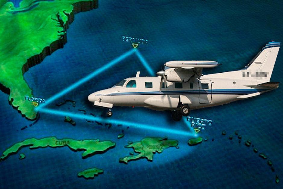 Los cient&iacute;ficos no logran llegar a un consenso sobre las causas de las desapariciones de barcos y aviones en el lugar. (Ilustraci&oacute;n: La Tribuna)