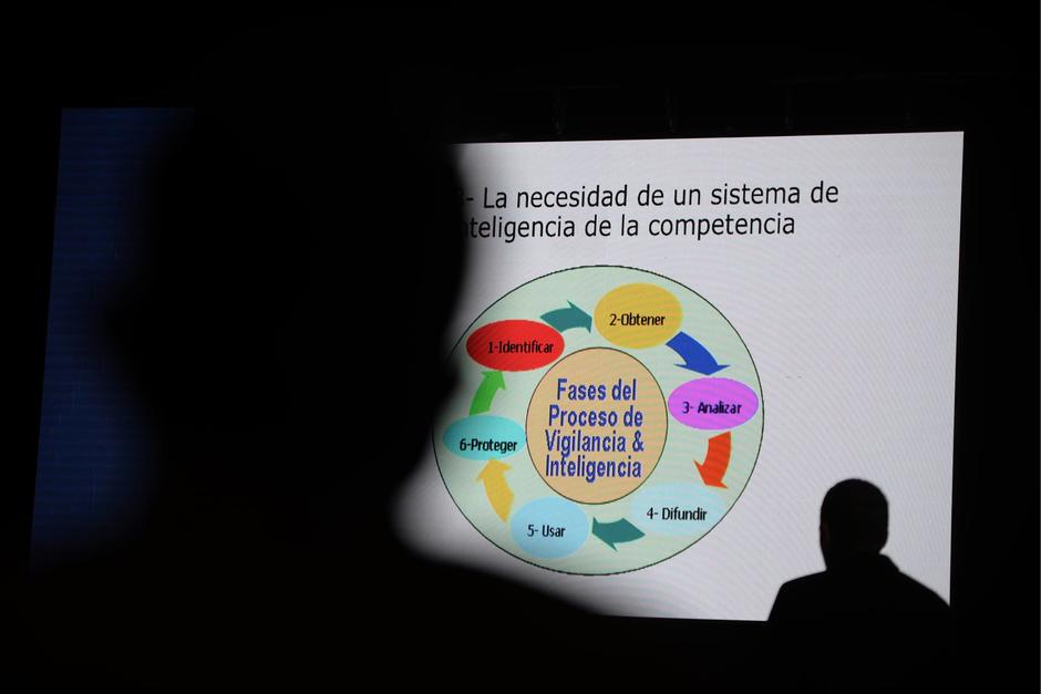 La falta de preparación es una de las principales dificultades para los emprendedores. (Foto: Wilder López/Soy502)