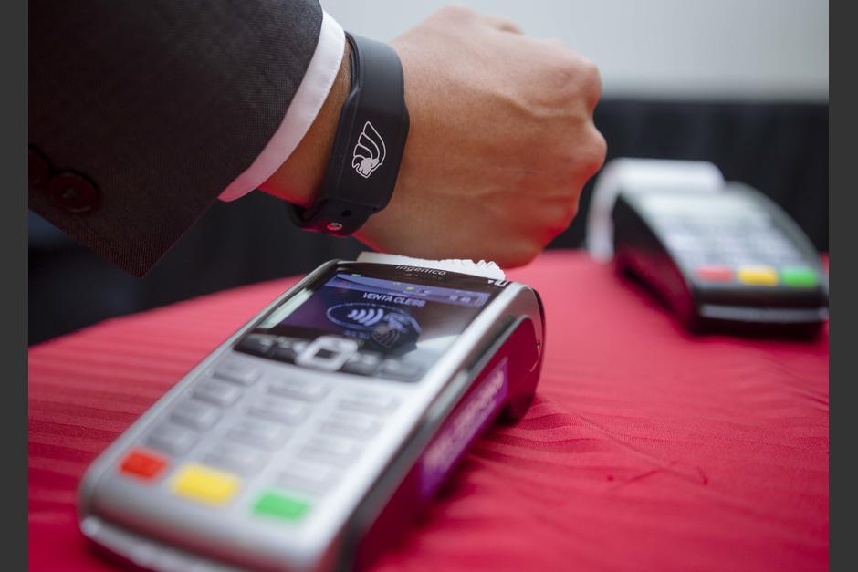 Los pagos pueden hacerse a trav&eacute;s de weareables, sin necesidad de la tarjeta. (Foto: George Rojas/Soy502)