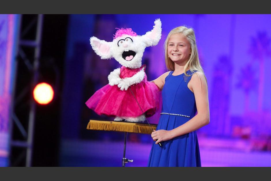 En su actuación, la artista protagonizó un dueto con su marioneta. (Foto: AGT)
