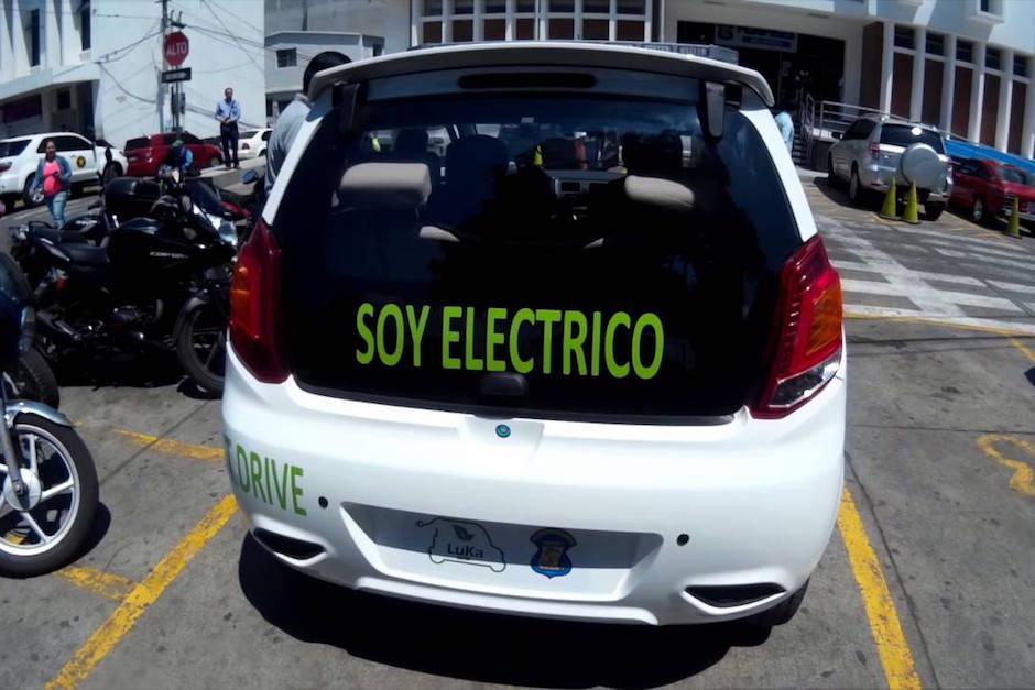 Los carros y vehículos con motores eléctricos son una realidad en el país. (Foto: archivo/Soy502)