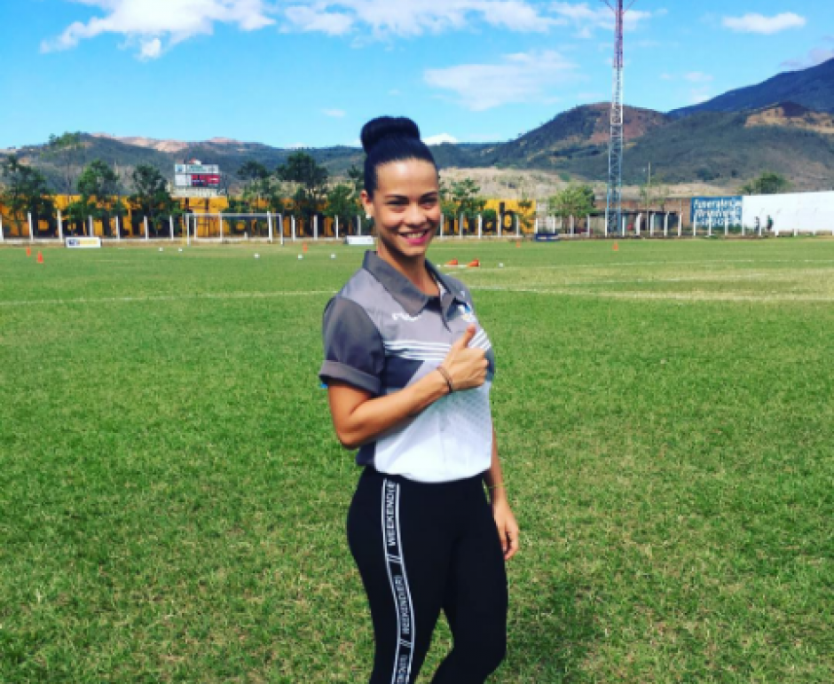 La bella venezolana, Laura Bariatti, seguiriá como fisioterapeuta de Suchitepéquez. (Foto: Instagram/Laura Bariatti)