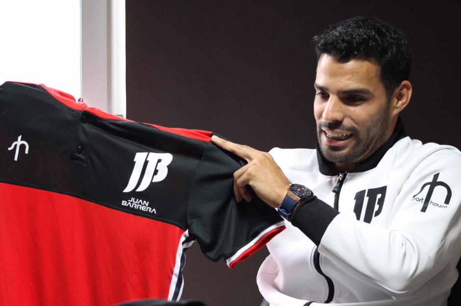 Juan Barrera presenta su nueva l&iacute;nea de ropa. (Foto: Juan Barrera)