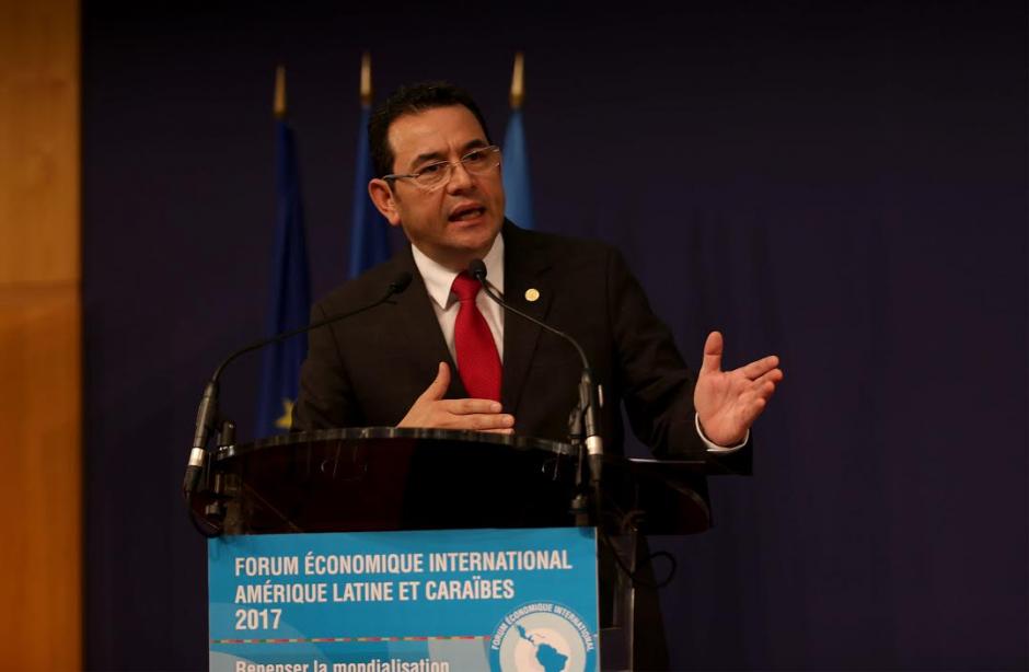 Este domingo, el presidente Jimmy Morales regres&oacute; de su visita oficial a Francia. (Foto: Gobierno)