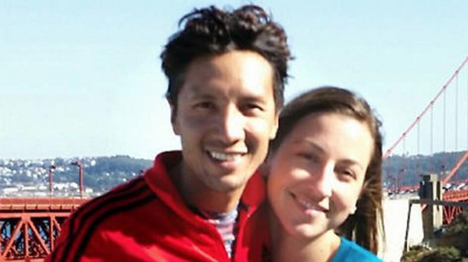 Akahi Ricardo y Camila Castello sobreviven con una pieza de fruta o calde de verdura tres veces por semana. (Foto: Telecinco.es)&nbsp;