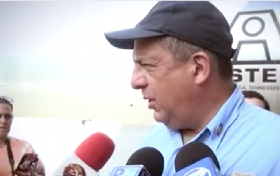 El incidente ocurri&oacute; durante la inauguraci&oacute;n de una planta para la producci&oacute;n de asfalto. (Foto: Captura de video/PZ Actual)
