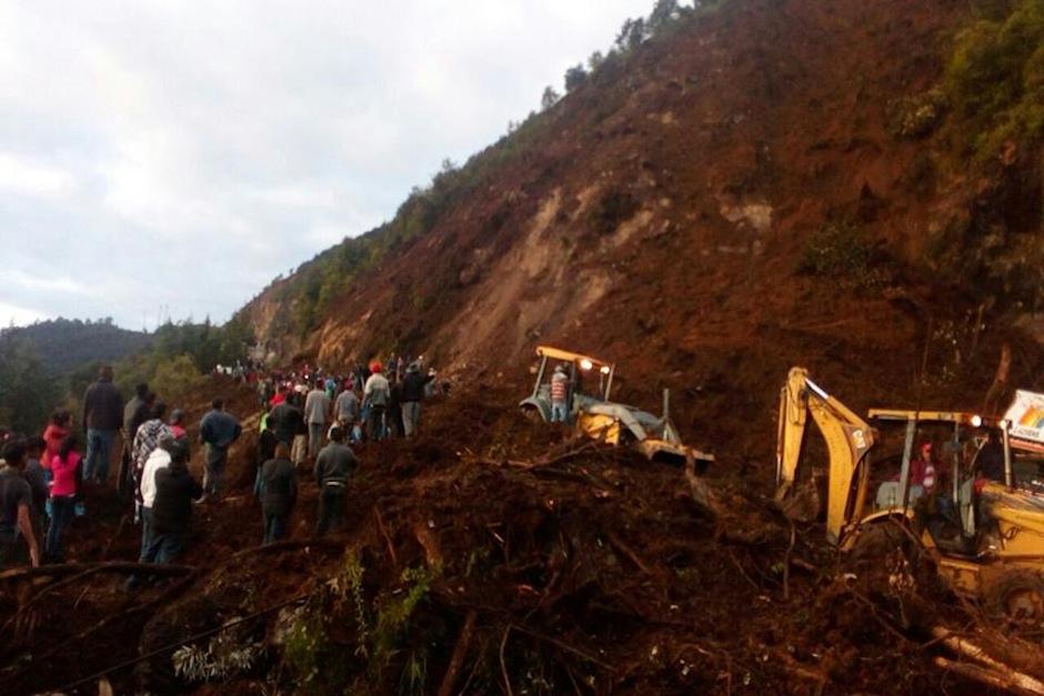 El derrumbe dej&oacute; al menos 11 muertos. (Foto: Conred)&nbsp;