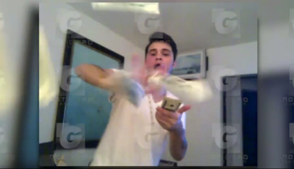 Un video donde supuestamente aparece el hijo de Roxana Baldetti fue viralizado. (Foto: captura video/Guatevisión)&nbsp;