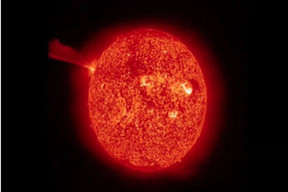 La explosi&oacute;n fue grabada el pasado 17 de junio pero fue hasta este martes 27 que fue publicada. (Imagen: captura de pantalla)