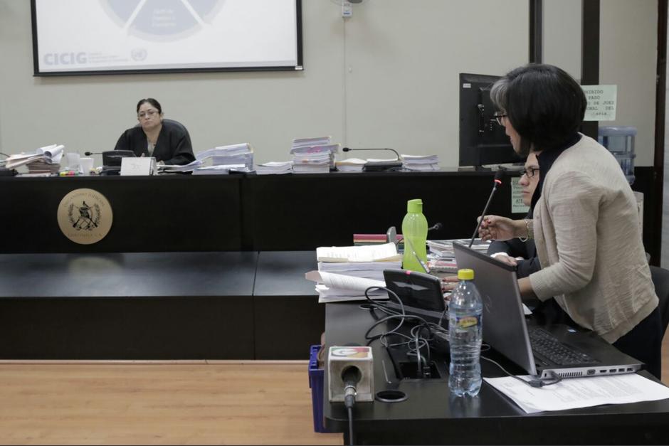 La jueza Claudette Domínguez le dijo a la mandataria de Cicig que no tomaría en cuenta los documentos que presentara, si no fueron incorporados por el MP. (Foto: Alejandro Balán/Soy502)&nbsp;