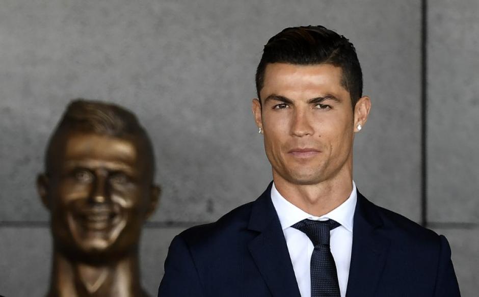 Cristiano Ronaldo particip&oacute; en la ceremonia en Madeira, su tierra natal. (Foto: AFP)