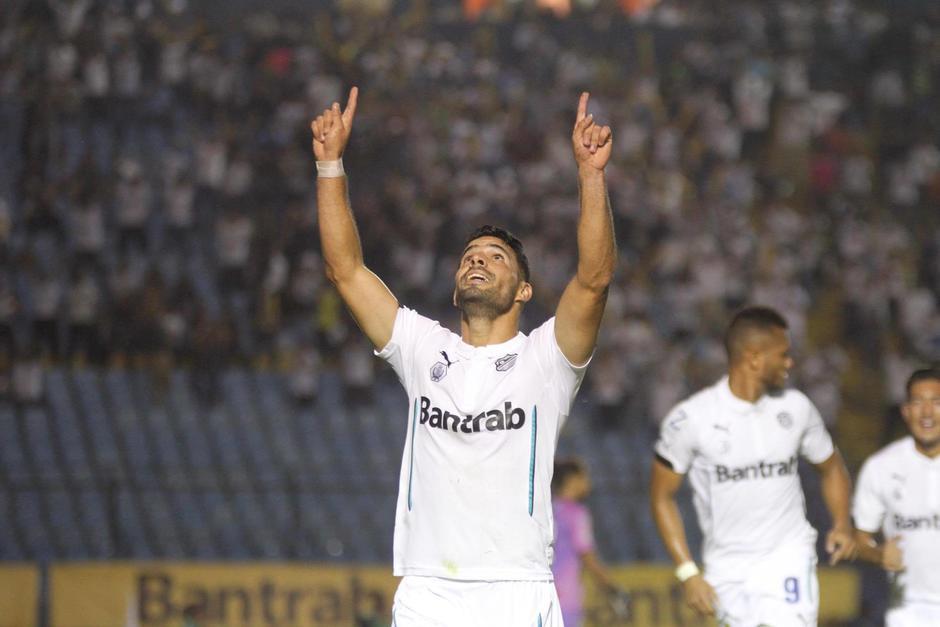 Juan Barrera, jugador de Comunicaciones, fue elogiado por el genio de las estad&iacute;sticas, MIsterChip. (Foto: Archivo/Soy502)