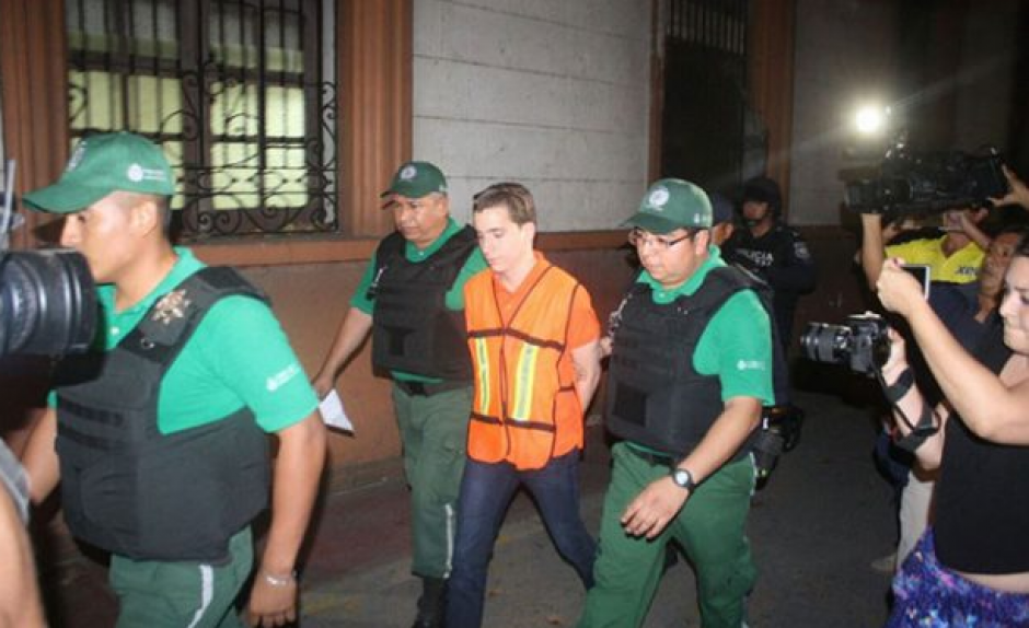 El beneficiado es uno de los cuatro j&oacute;venes conocidos como "Los Porkys" que abusaron sexualmente de una menor. (Foto: Diario de Xalapa)