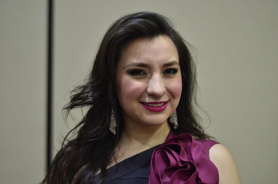 La sorpano guatemalteca Mar&iacute;a Jos&eacute; Morales-Vargas invita a la &oacute;pera L'Elisir D'Amore. (Foto: Selene Mej&iacute;a/Soy502)