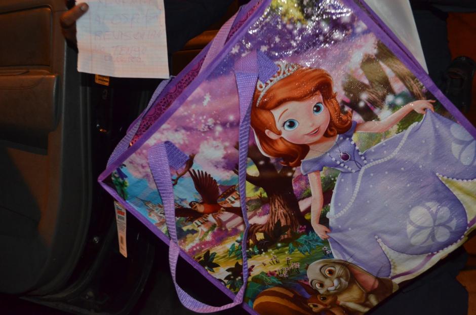 Esta es la bolsa en la que localizaron&nbsp;a la reci&eacute;n nacida. (Foto: Bomberos Municipales)&nbsp;