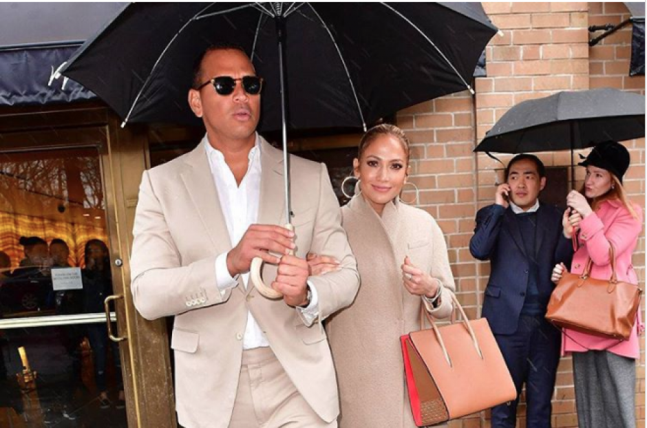 A-Rod reconoce que est&aacute; saliendo con JLo. (Foto: Instagram)