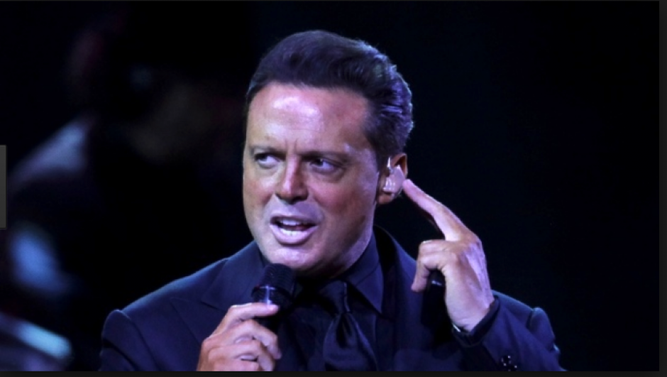 Al llegar a un juzgado fue detenido por las autoridades. (Foto:&nbsp;Televisa Espect&aacute;culos)