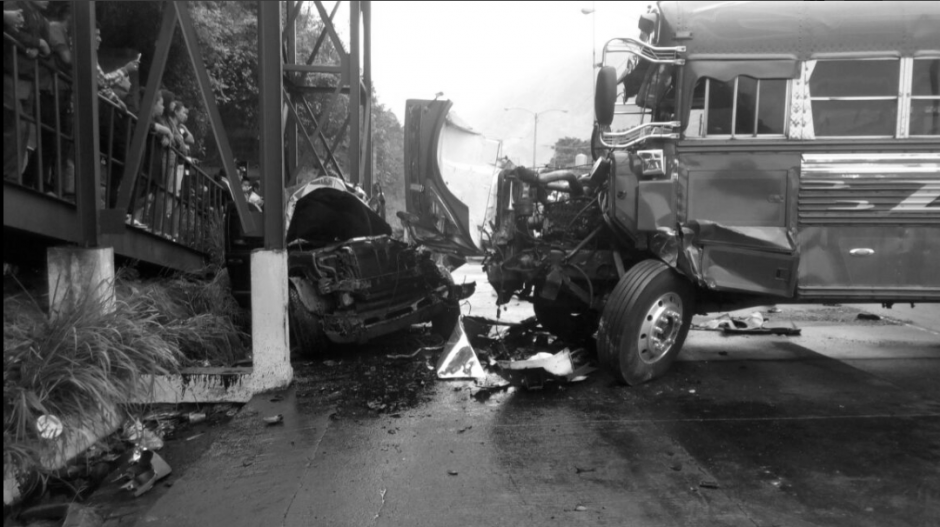 As&iacute; qued&oacute; el bus que se accident&oacute; en la ruta al Pac&iacute;fico. (Foto: Provial) 