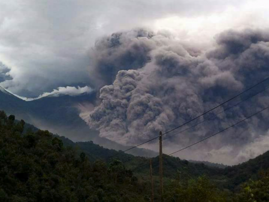El Insivumeh no descarta m&aacute;s erupciones. (Foto: Conred) 