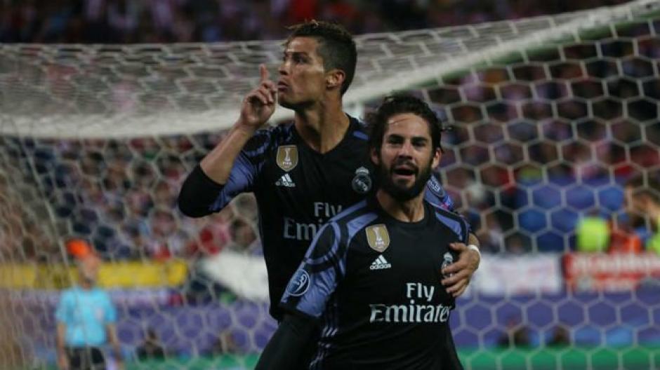 Cristiano Ronaldo manda a callar a la afici&oacute;n de Atl&eacute;tico de Madrid tras la anotaci&oacute;n de Isco. (Foto: Twitter)