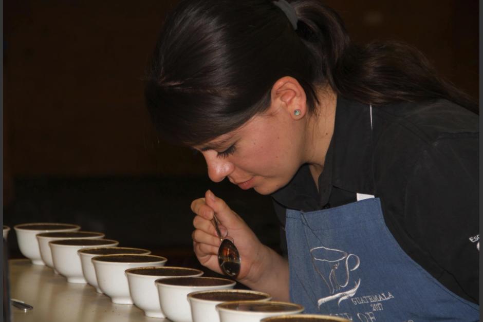 Los catadores seleccionaron el mejor grano nacional. (Foto: Anacafé)