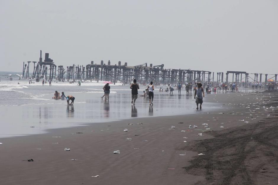 Uno de los principales lugares donde se observa basura es sobre las playas del pa&iacute;s. (Foto: Archivo/Nuestro Diario)