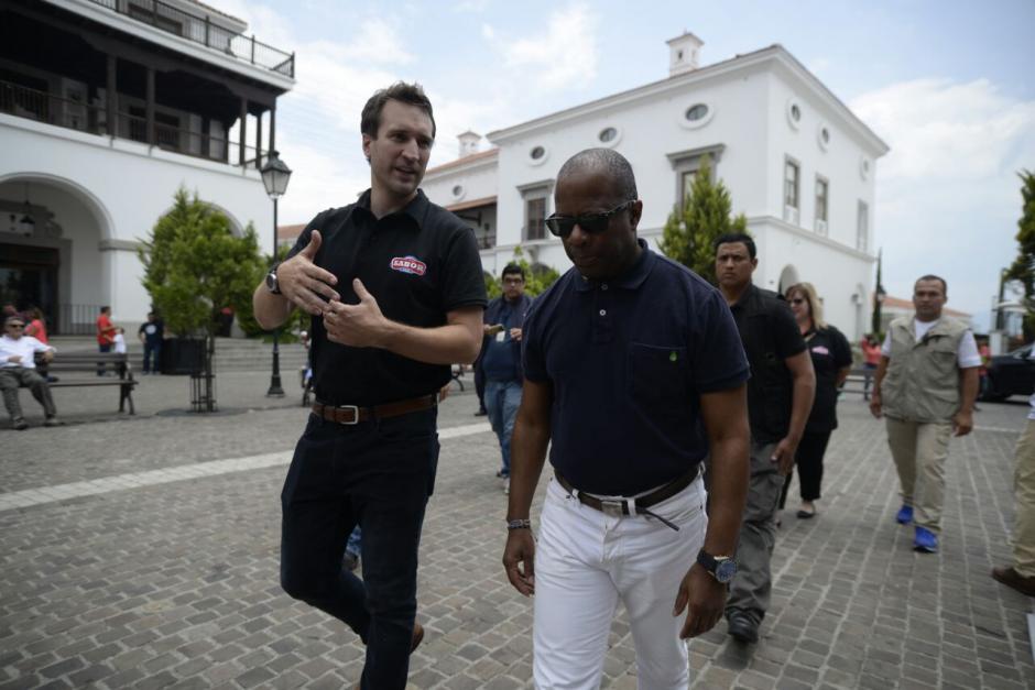 Las declaraciones del diplom&aacute;tico fueron hechas durante un recorrido que realiz&oacute; en la exposici&oacute;n "Sabor USA". (Foto: Wilder L&oacute;pez/Soy502)