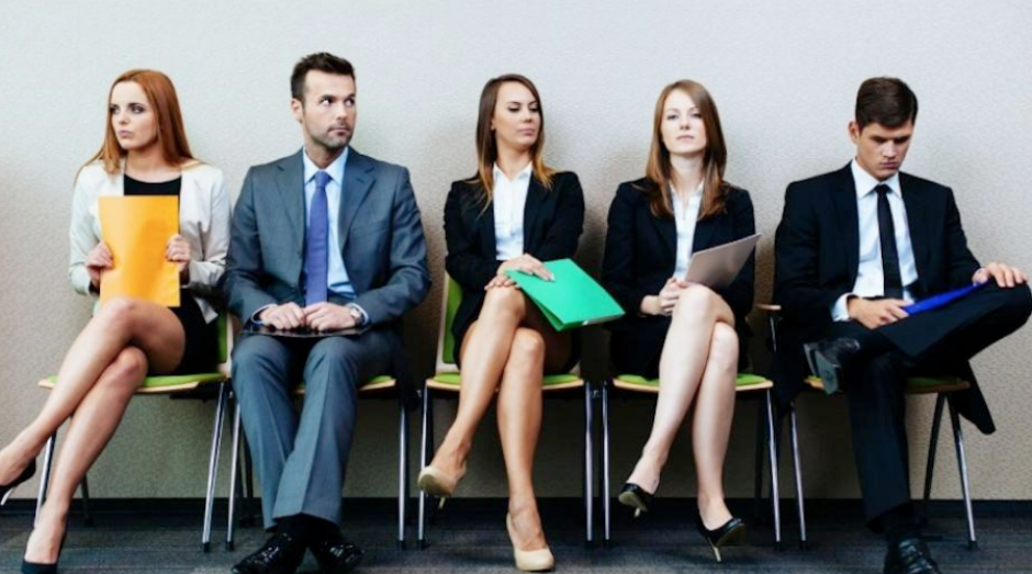 Son cientos de j&oacute;venes los que buscan un empleo formal. (Foto: archivo/Soy502)