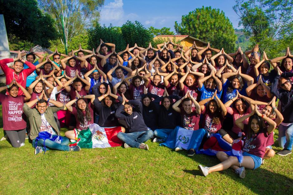 Con 2 mil 240 quetzales podr&aacute;s viajar a Colombia, Brasil, M&eacute;xico o El Salvador. (Foto: Facebook/AIESEC)