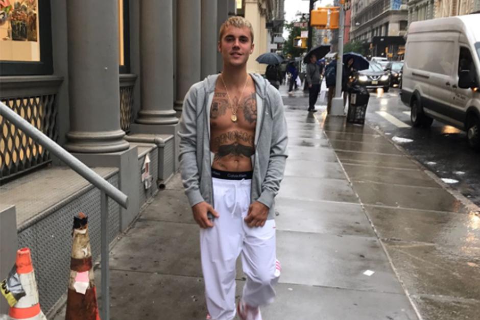 Justin Bieber pide a sus seguidoras que no graben y disfruten del momento. (Foto: Instagram)