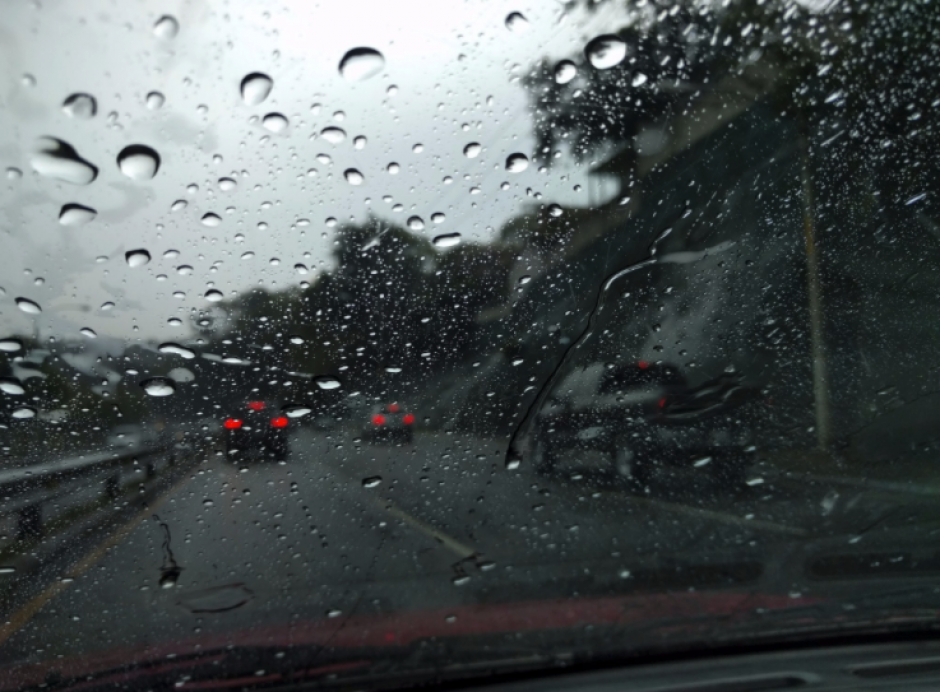 La lluvia causa caos en la ciudad de Guatemala. (Foto: Amilcar Montejo)&nbsp;