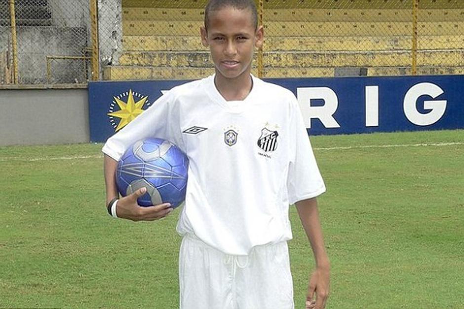 Neymar hac&iacute;a magia desde que era ni&ntilde;o. (Foto: Agencias)