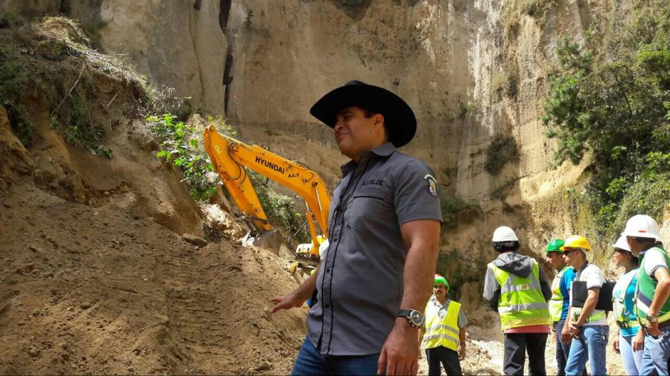 El alcalde mixqueño y su equipo tuvieron que evacuar la zona por seguridad. (Foto: Municipalidad de Mixco)